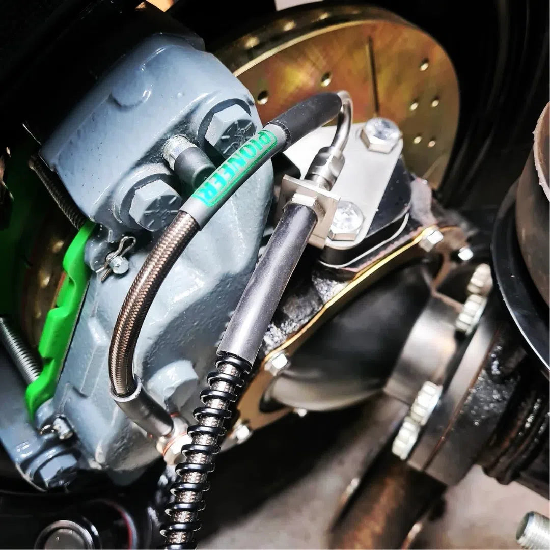 Complete Braided Brake Line kit for Land Rover Defender 130 Td5 1998-2006 RHD Bias Valve, Non ABS